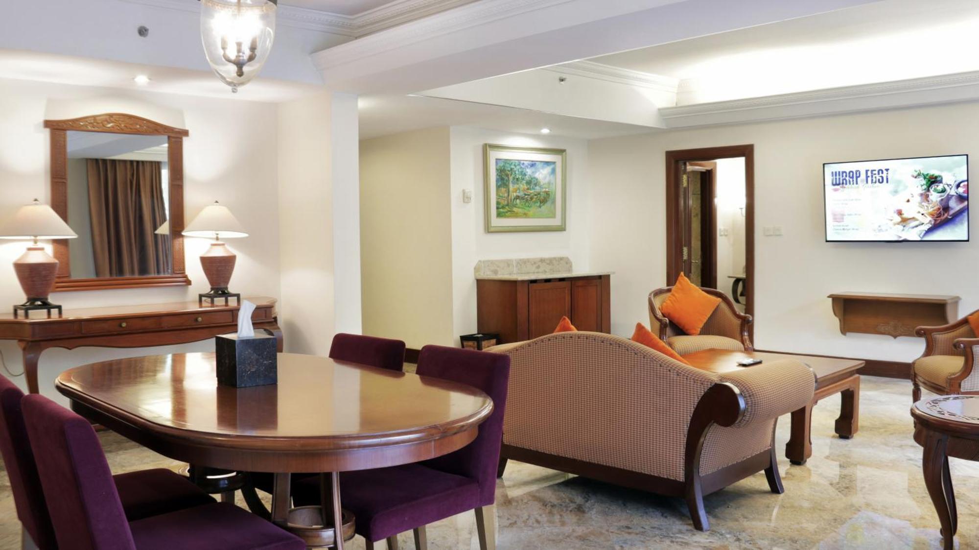 Lorin Solo Hotel Екстериор снимка