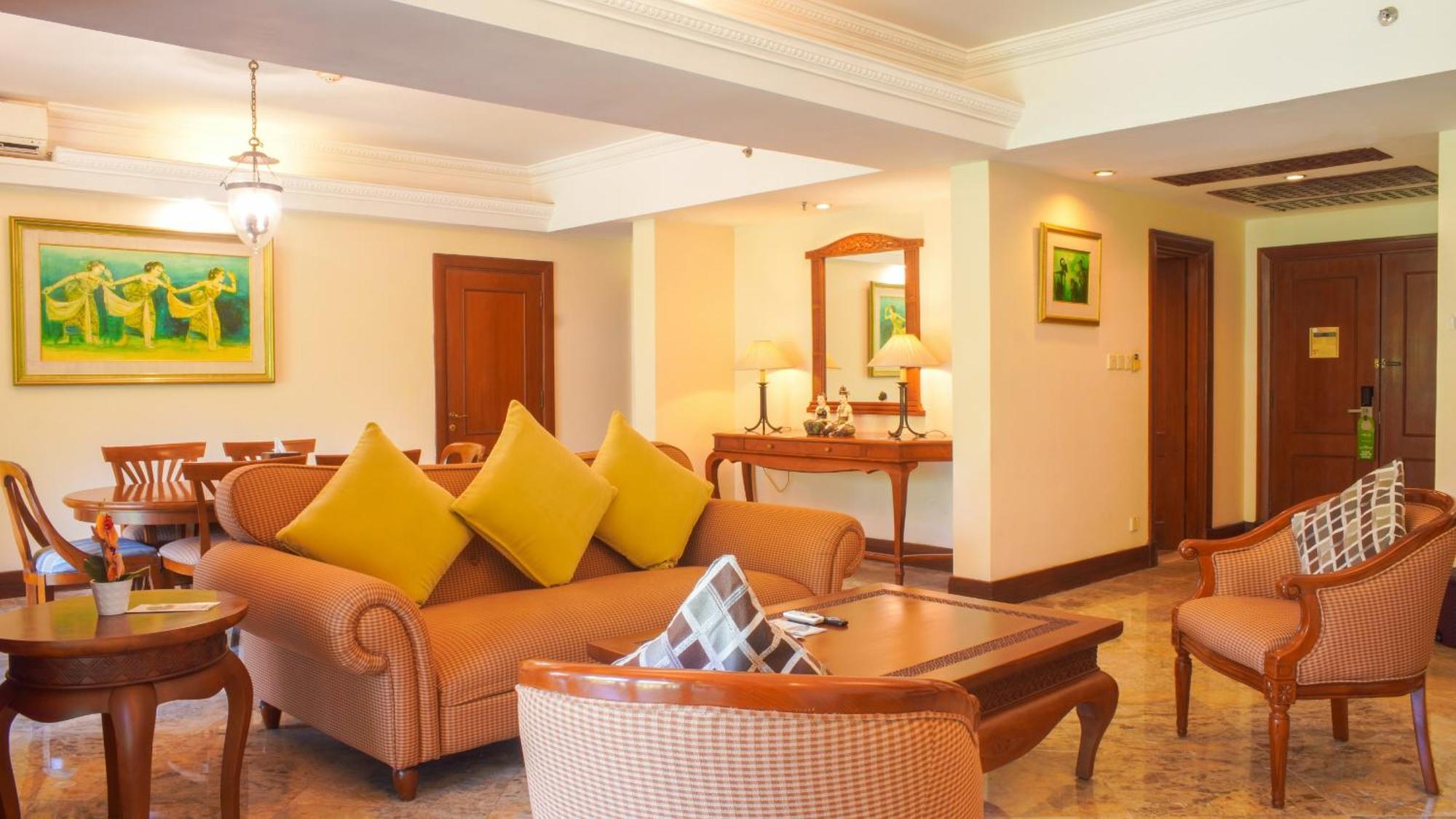 Lorin Solo Hotel Екстериор снимка
